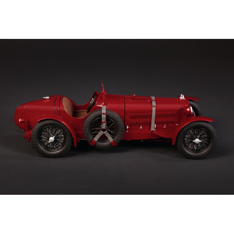 Italeri 4708s Alfa Romeo 8C/2300 “Roadster”